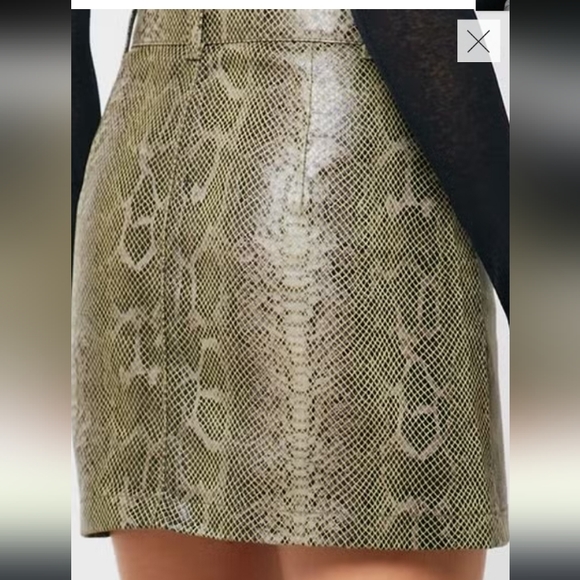 TOPSHOP-  Snakeskin Faux Leather Mini Skirt-8 - Picture 6 of 13